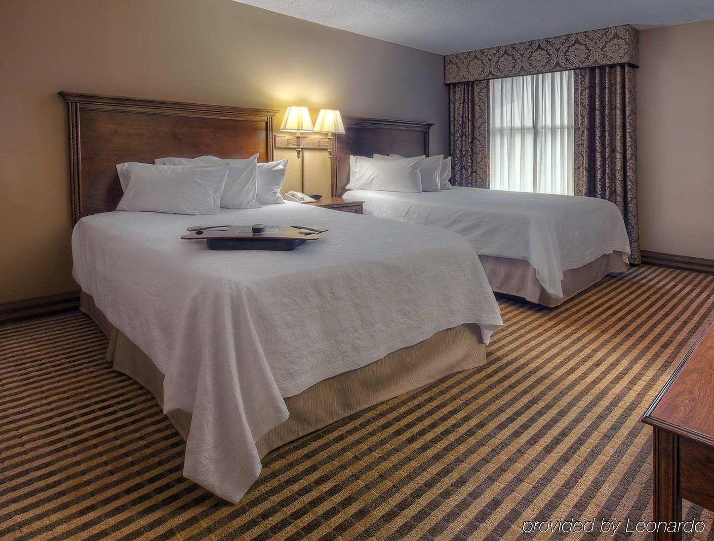 Hampton Inn Bristol Bagian luar foto