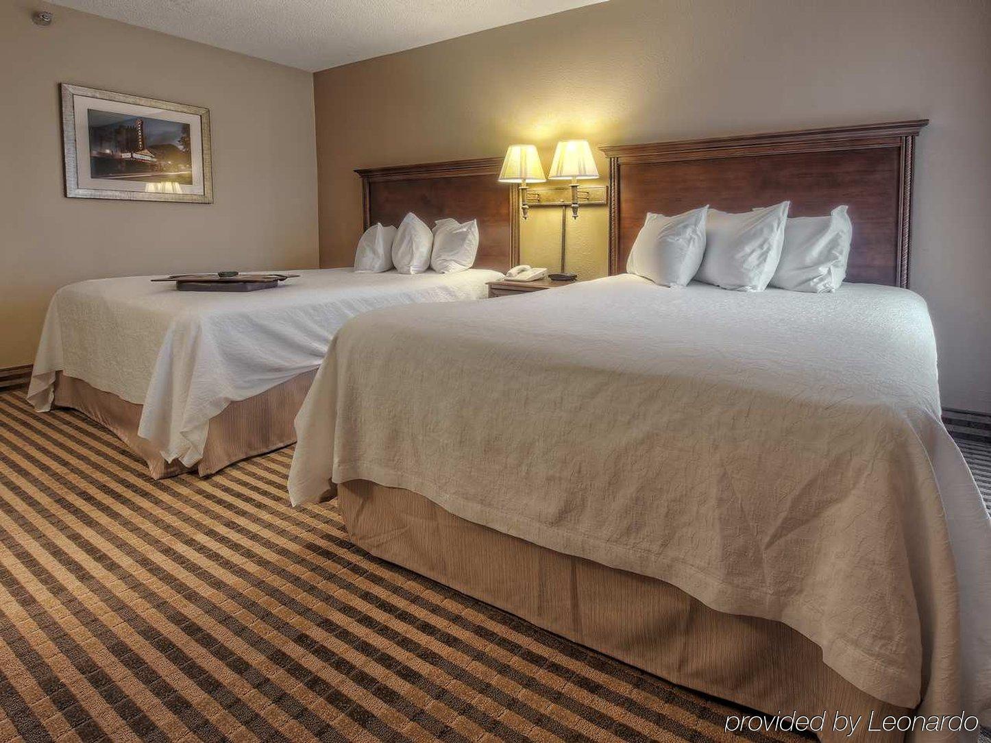 Hampton Inn Bristol Bagian luar foto